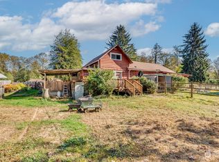 7022 Skinner Rd, Granite Falls, WA 98252