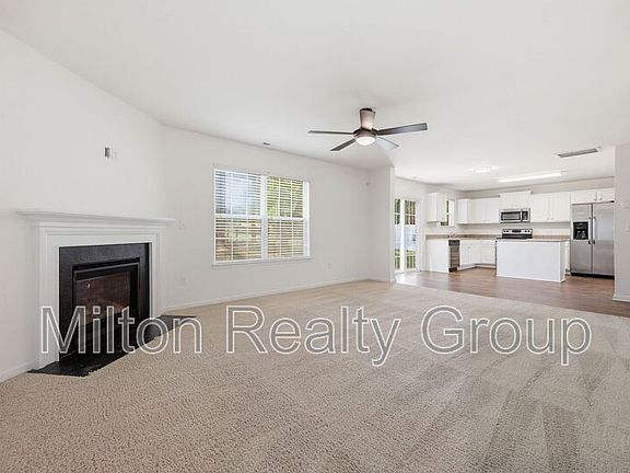 5th image of 448 Botanical Ct