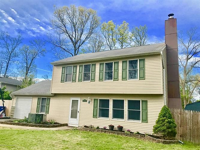 1st image of 1006 Feathertree Dr