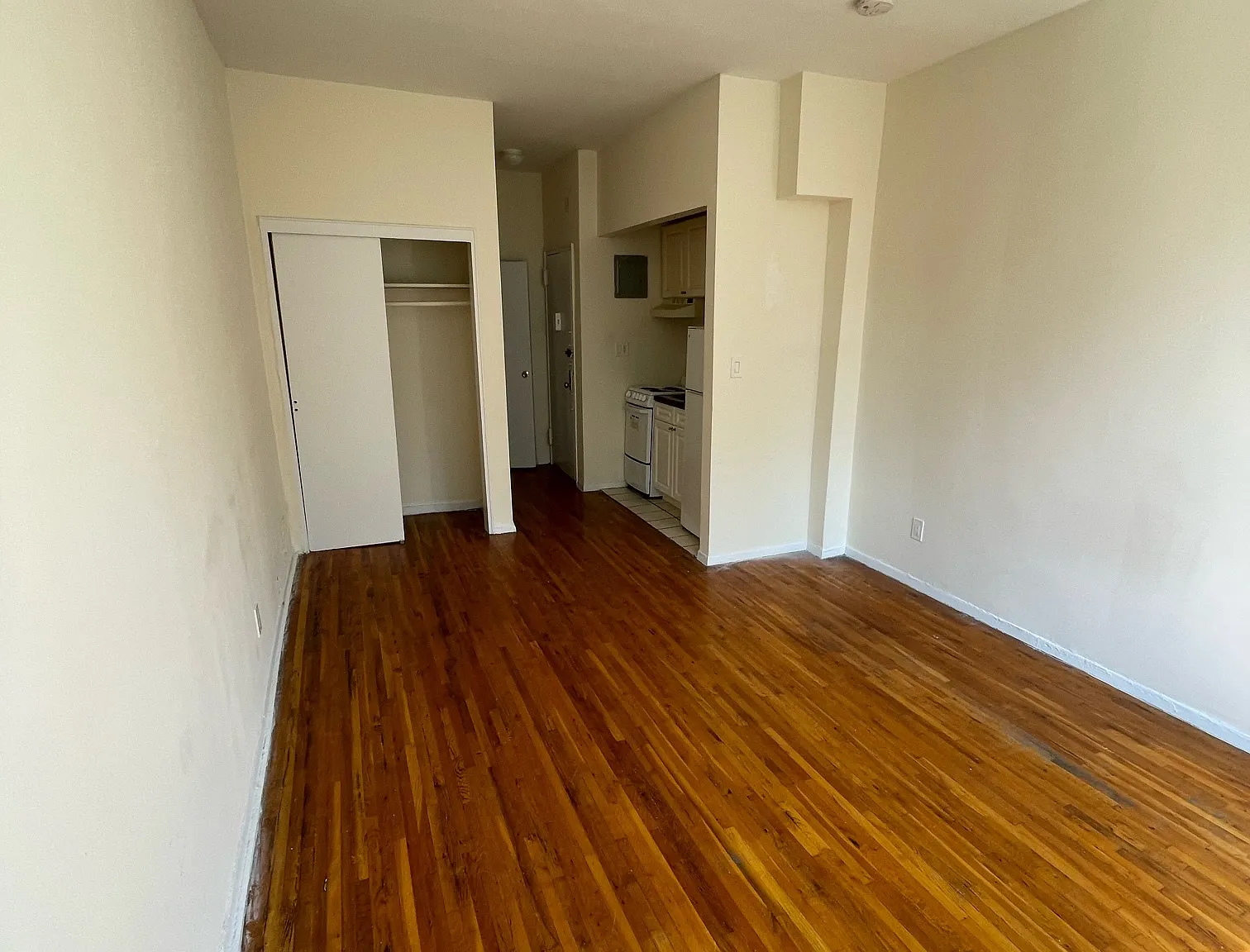 407 East 88th Street — Photo 3