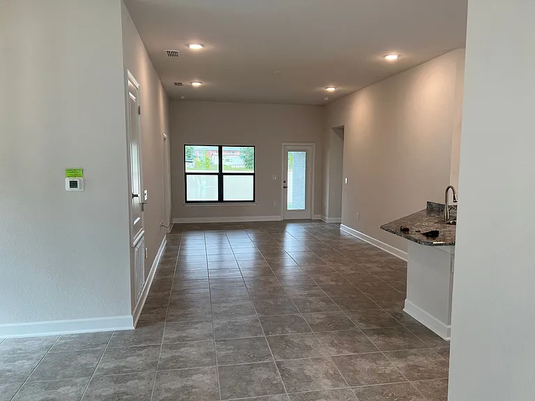132 Bergamot Loop — Photo 4