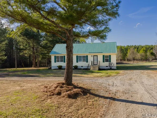 4037 Nellie Jones Rd, La Crosse, VA 23950