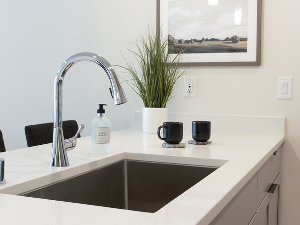 W233N2094 Ridgeview Pkwy #A5-104