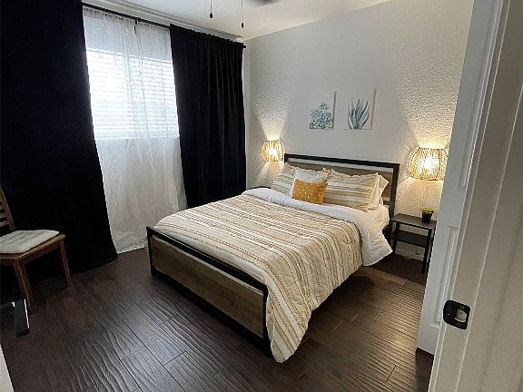 5th image of 2810 Thrushwood Dr #2810A