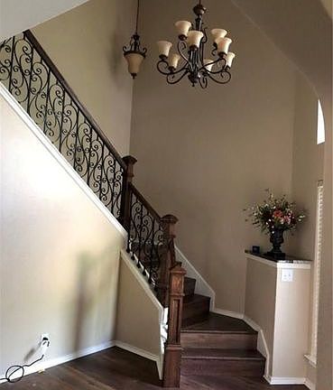 5th image of 231 Rock Springs Dr