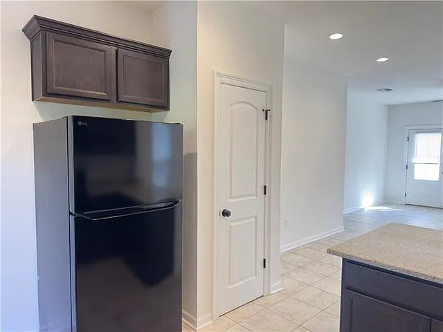 44067 Parker Blvd — Photo 6