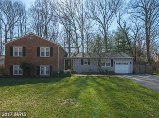 9627 Cinnamon Creek Dr, Vienna, VA 22182