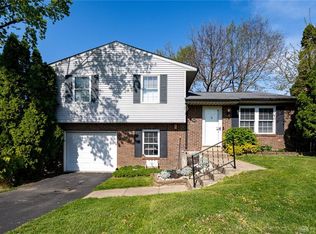 1896 Snowcloud Ct, Dayton, OH 45420