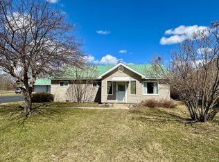 916 W 1st St, Cheboygan, MI 49721