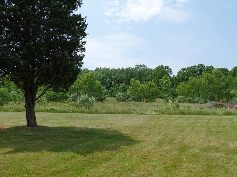 2nd image of 290 Blue Star Hwy