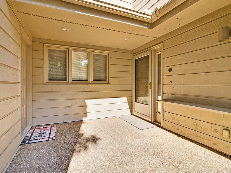 512 Druid Lndg — Photo 10
