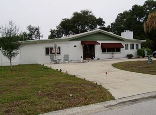 5472 106th St, Seminole, FL 33772