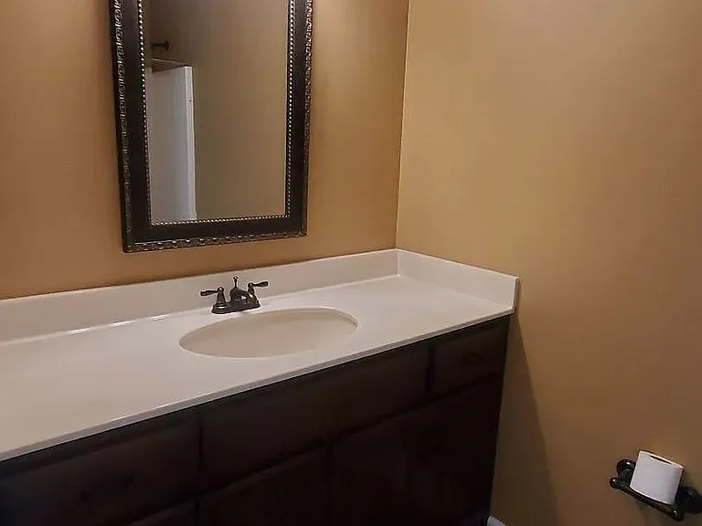 82 Grove Hill Ln — Photo 36