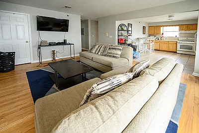 161-163 Sussex Ave #3 — Photo 7