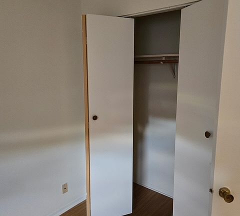 5th image of 317 W McKinley Rd #9