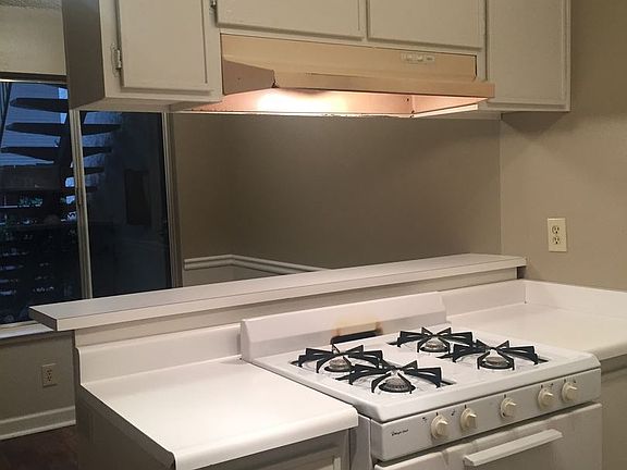 4th image of 1710 V St APT 09