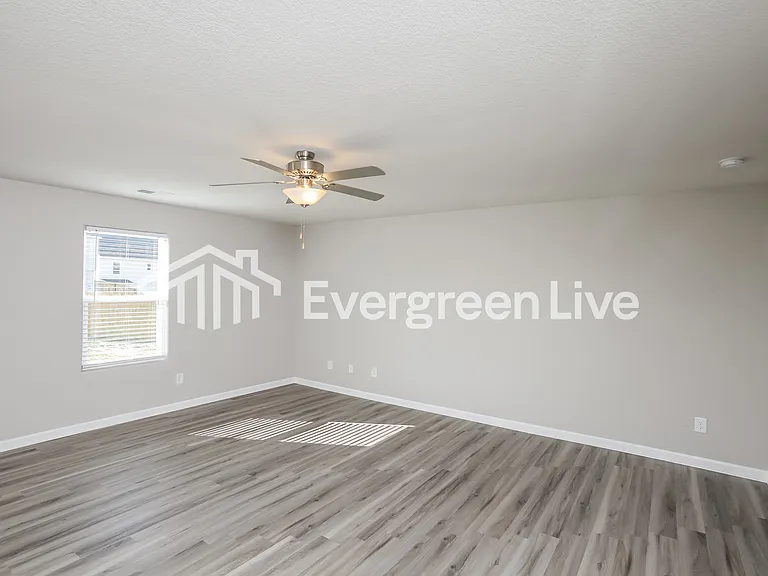 275 Common Reed Dr — Photo 3