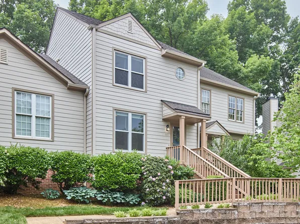 111 Windward Ct, Cary, NC 27513