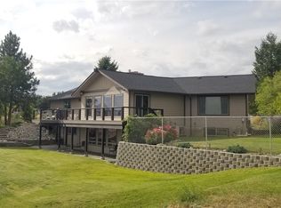 32 Valley View Rd, Omak, WA 98841