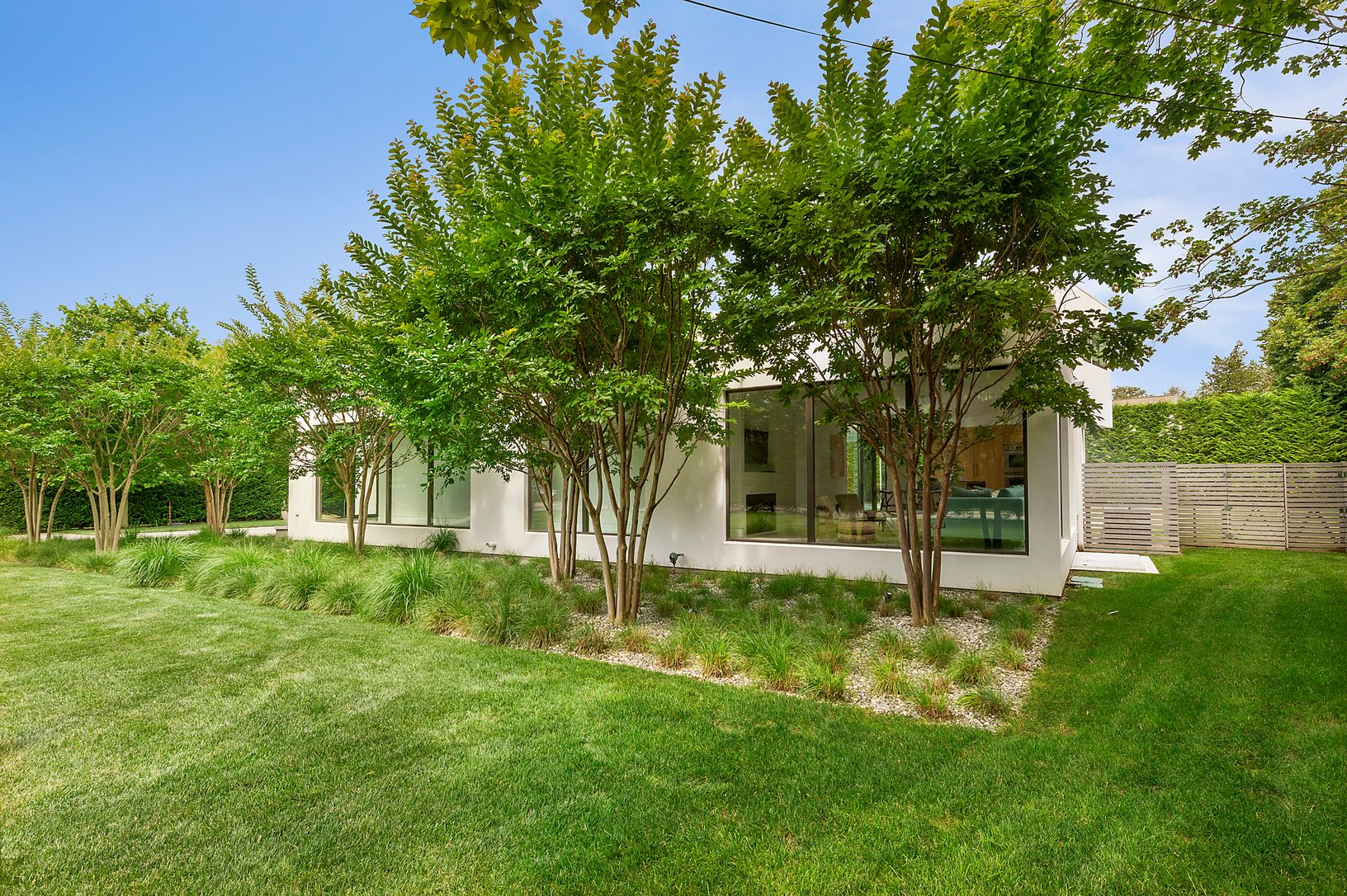  Landscaping by LaGuardia