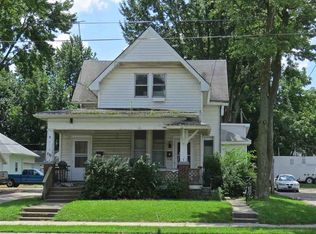 307 W Walnut St, Frankfort, IN 46041