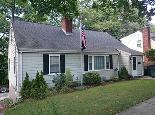 39 Bellaire Rd, West Roxbury, MA 02132