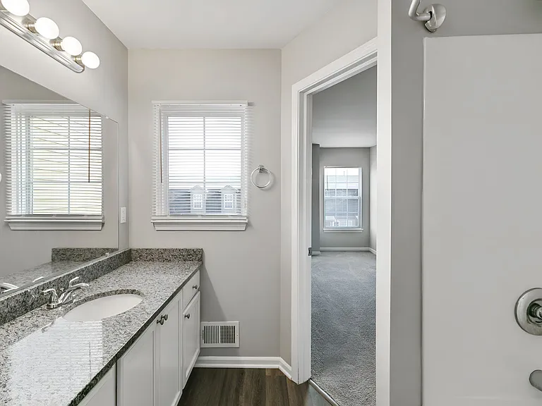 538 Napa Valley Dr — Photo 27