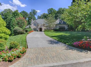 412 E Fox Den Dr, Knoxville, TN 37934