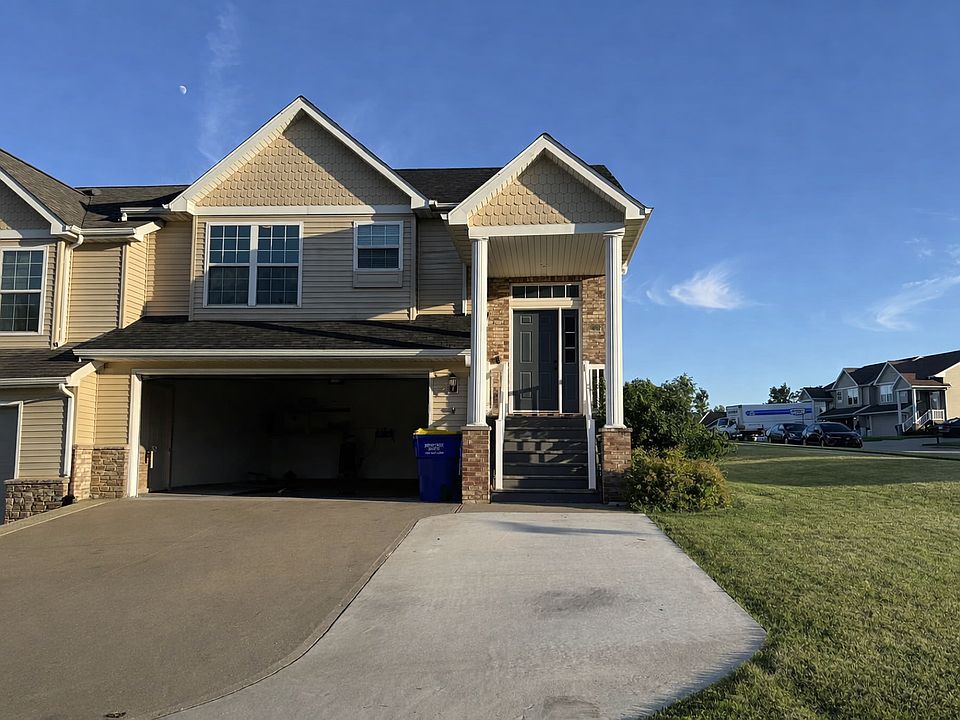 1st image of 42 Vandello Dr