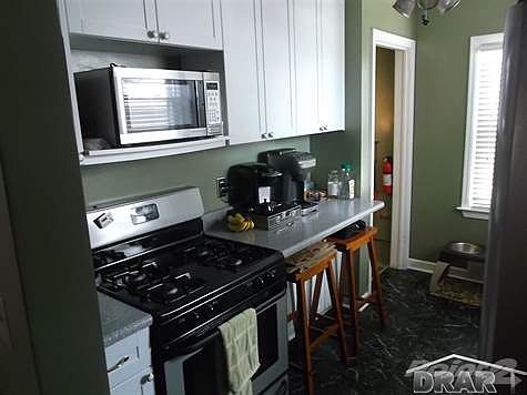2nd image of 3175 22nd St