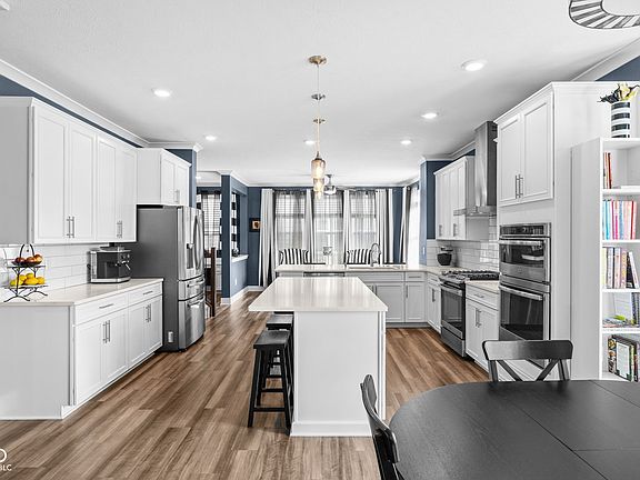 5th image of 3981 Forbes Rd