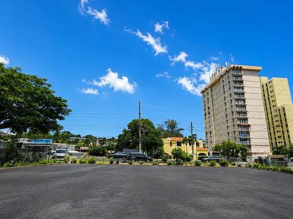 Carr 2 Km 6.4 Villa Caparra, Guaynabo, PR 00966