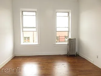 Rented by Rennit Inc.