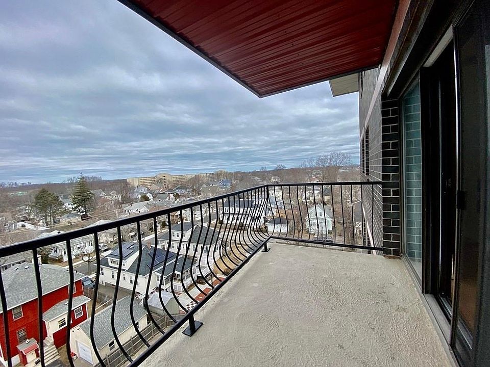 1st image of 500 Washington St APT 703
