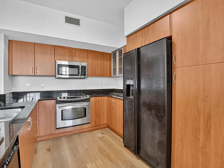 233 S Federal Hwy #623 — Photo 8