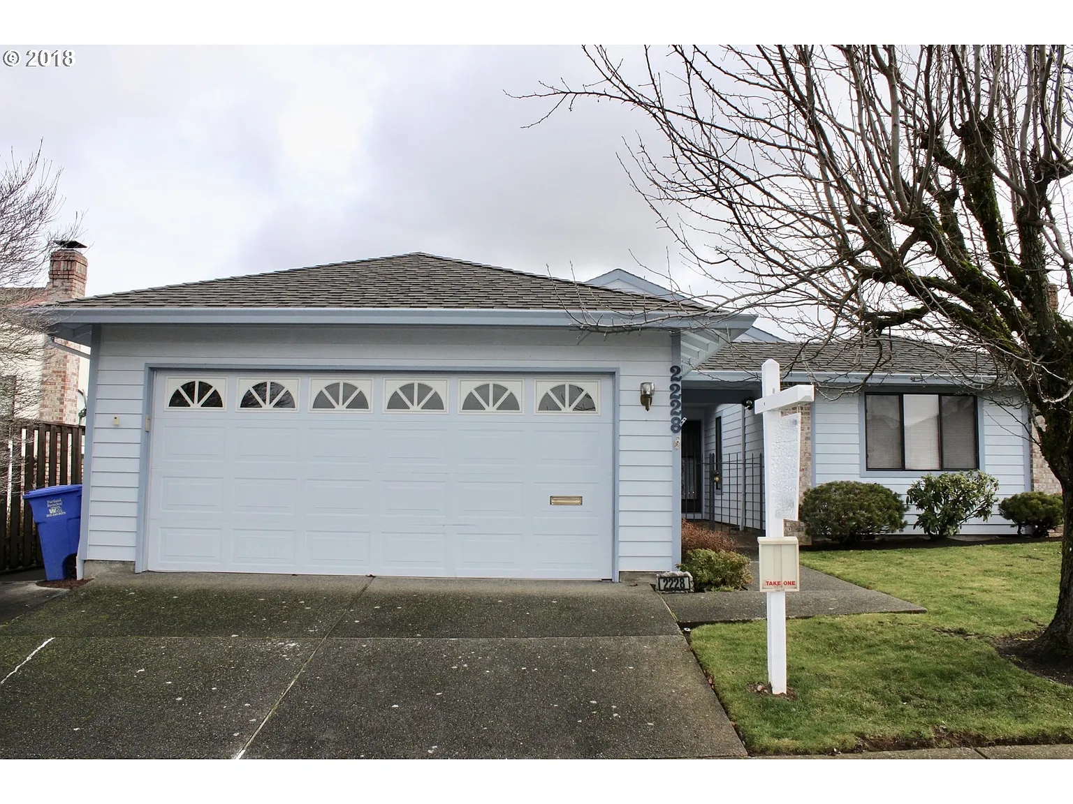 2228 NE 155th Ave photo 1
