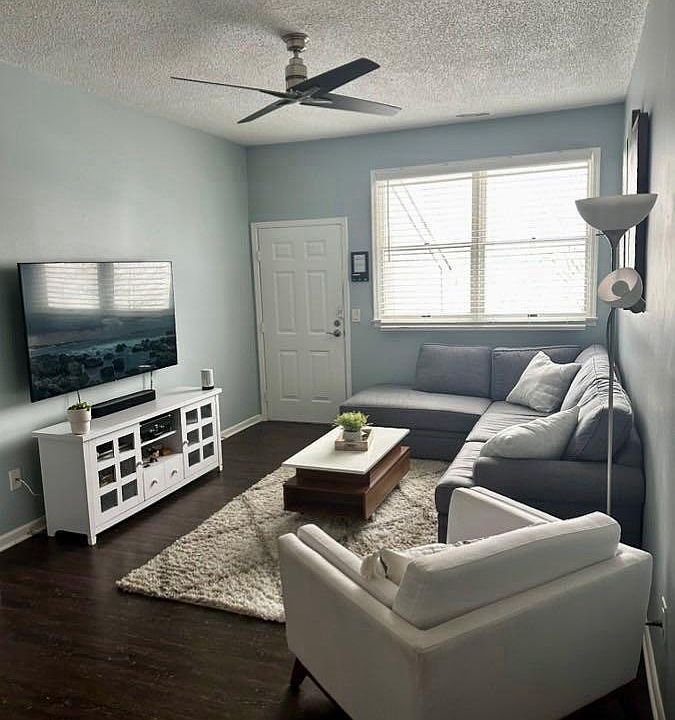 1st image of 120 Willard St APT 12