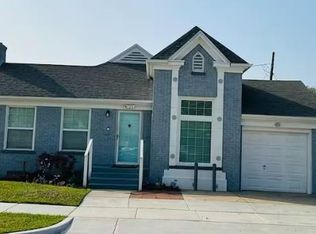 4723 Avenue S, Galveston, TX 77551