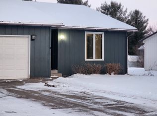 270 Kennedy St S, Cambridge, MN 55008