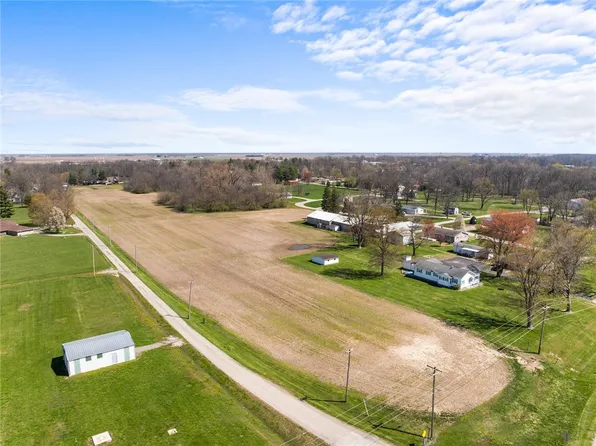 None, Paris, IL 61944