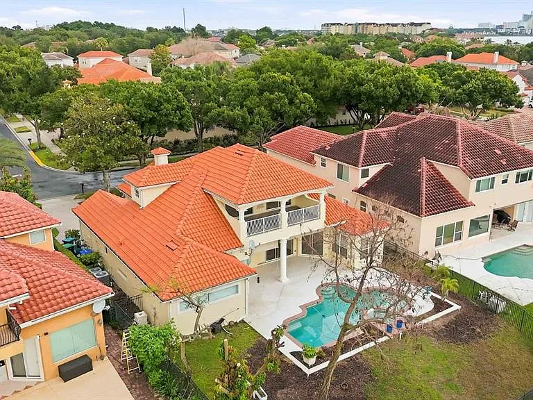8310 Tivoli Dr — Photo 39