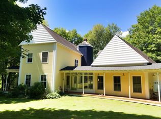 14 Oak Ter, Durham, CT 06422