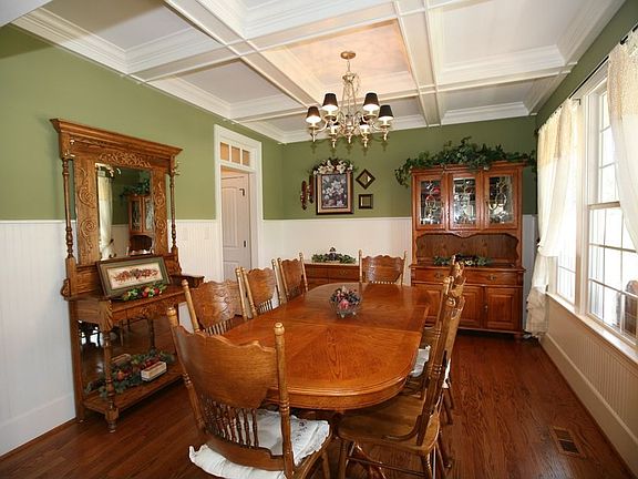 Formal Dining room