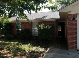 1208 Fulton Dr, Irving, TX 75060