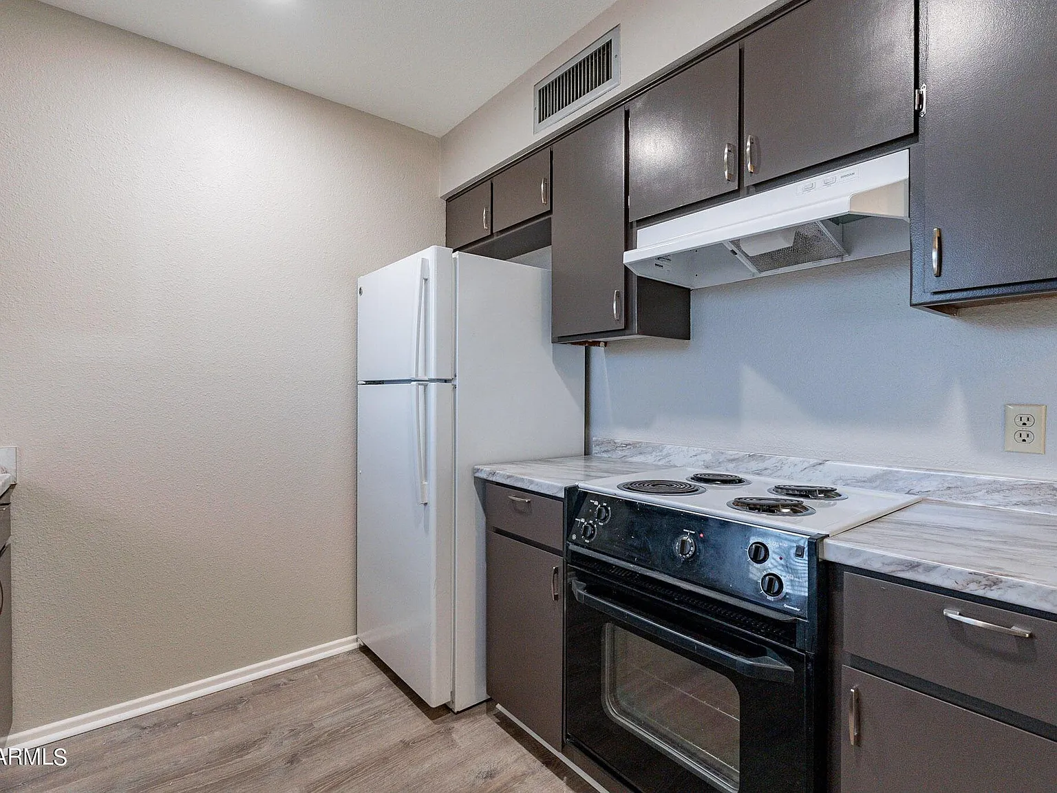 1 bed, 1.0 bath, 750 sqft, $1,100 — Photo 4