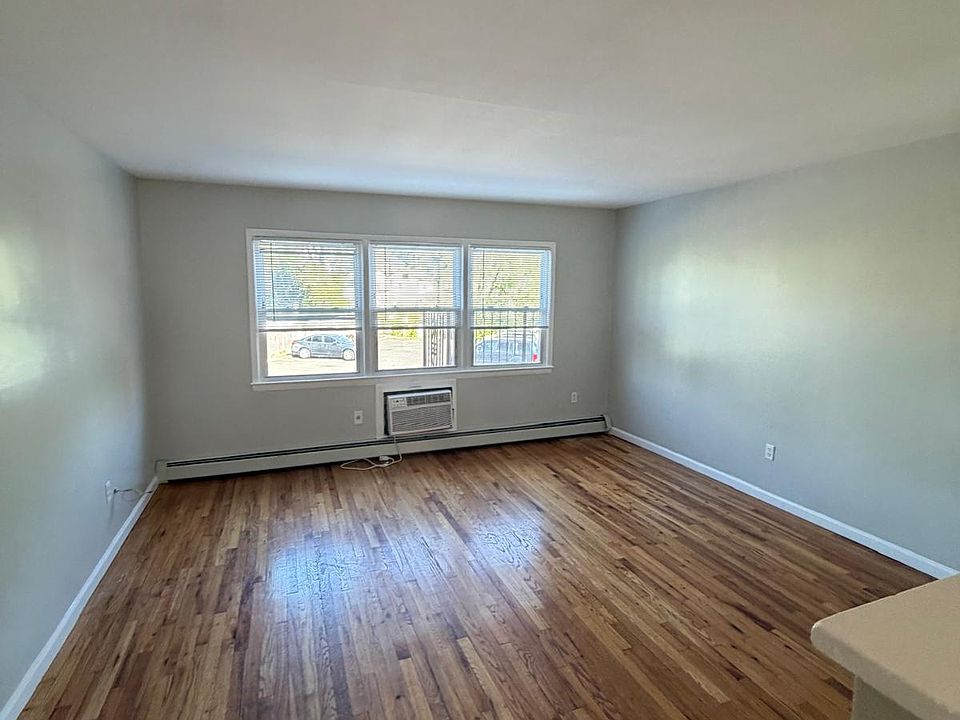1st image of 1511A Stuyvesant Ave #1