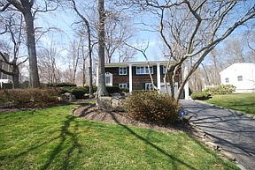 4th image of 23 Bunny Ln