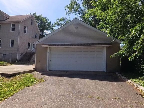 2nd image of 83 E Forest Ave