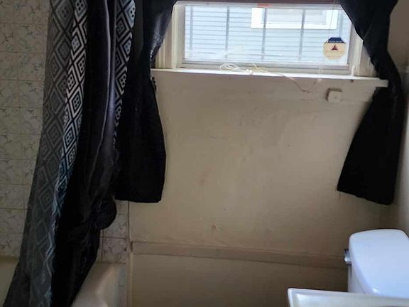 5th image of 1546 Magnolia Ave #1546
