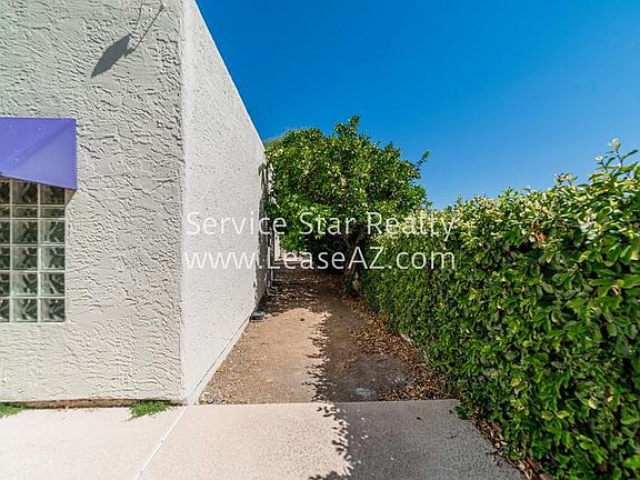 4th image of 11602 N 30th Dr
